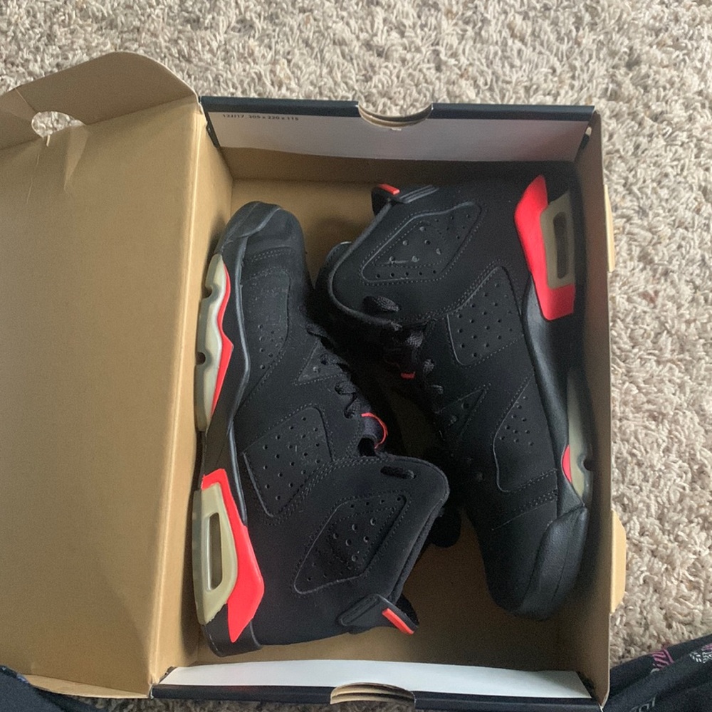 11/28 2014 Infarared air Jordan 6s